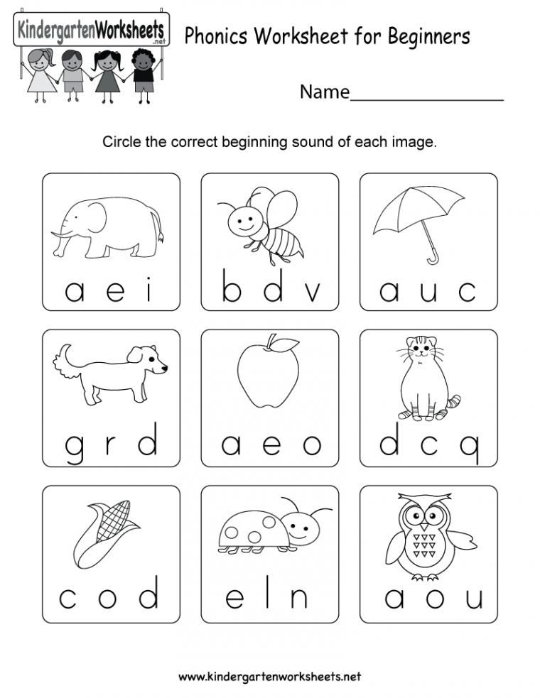 This is a phonics worksheet that allows kids to learn about the